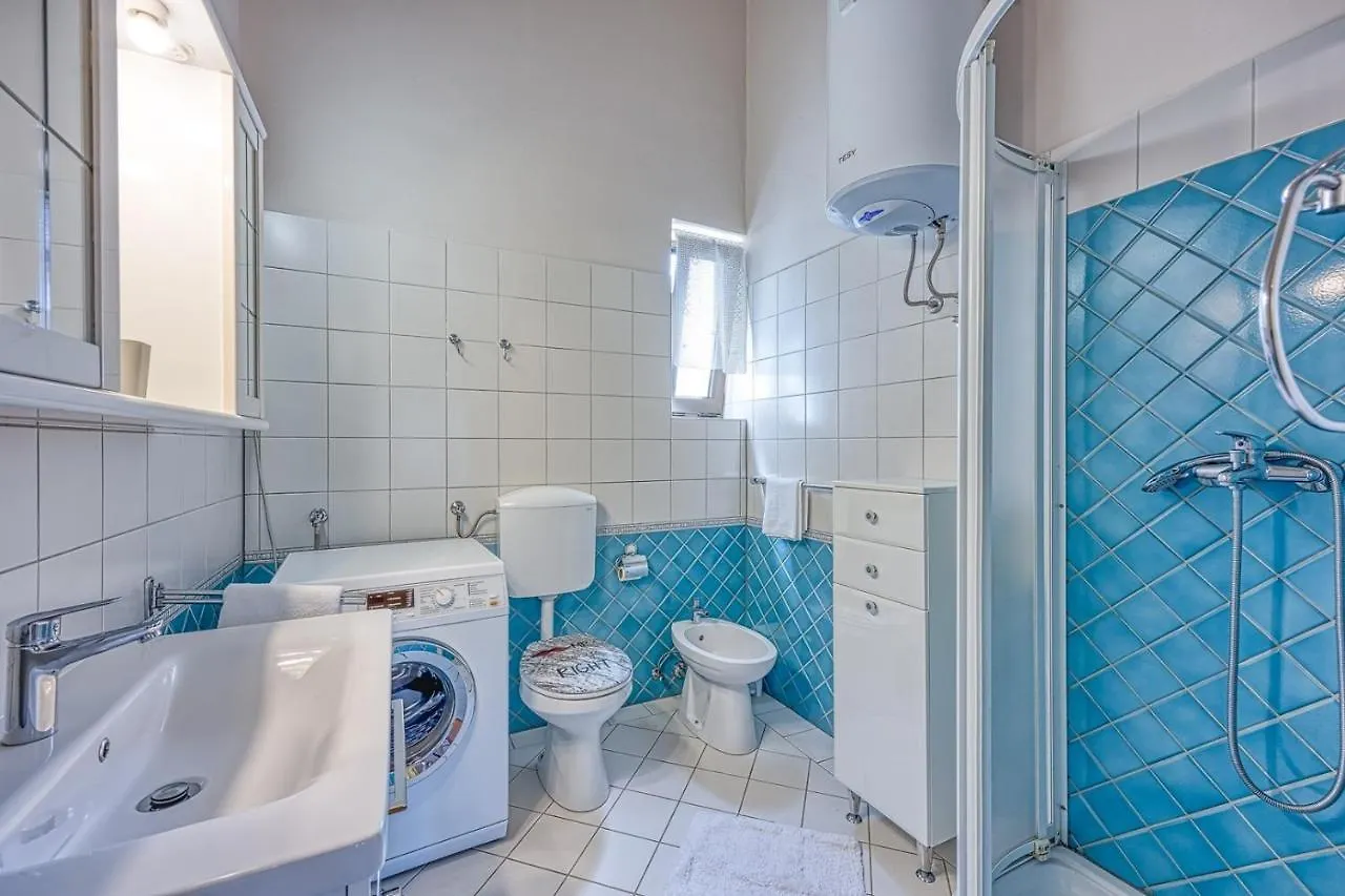 Apartment Ana With Balcony Stranici kod Lovreca Kroatië